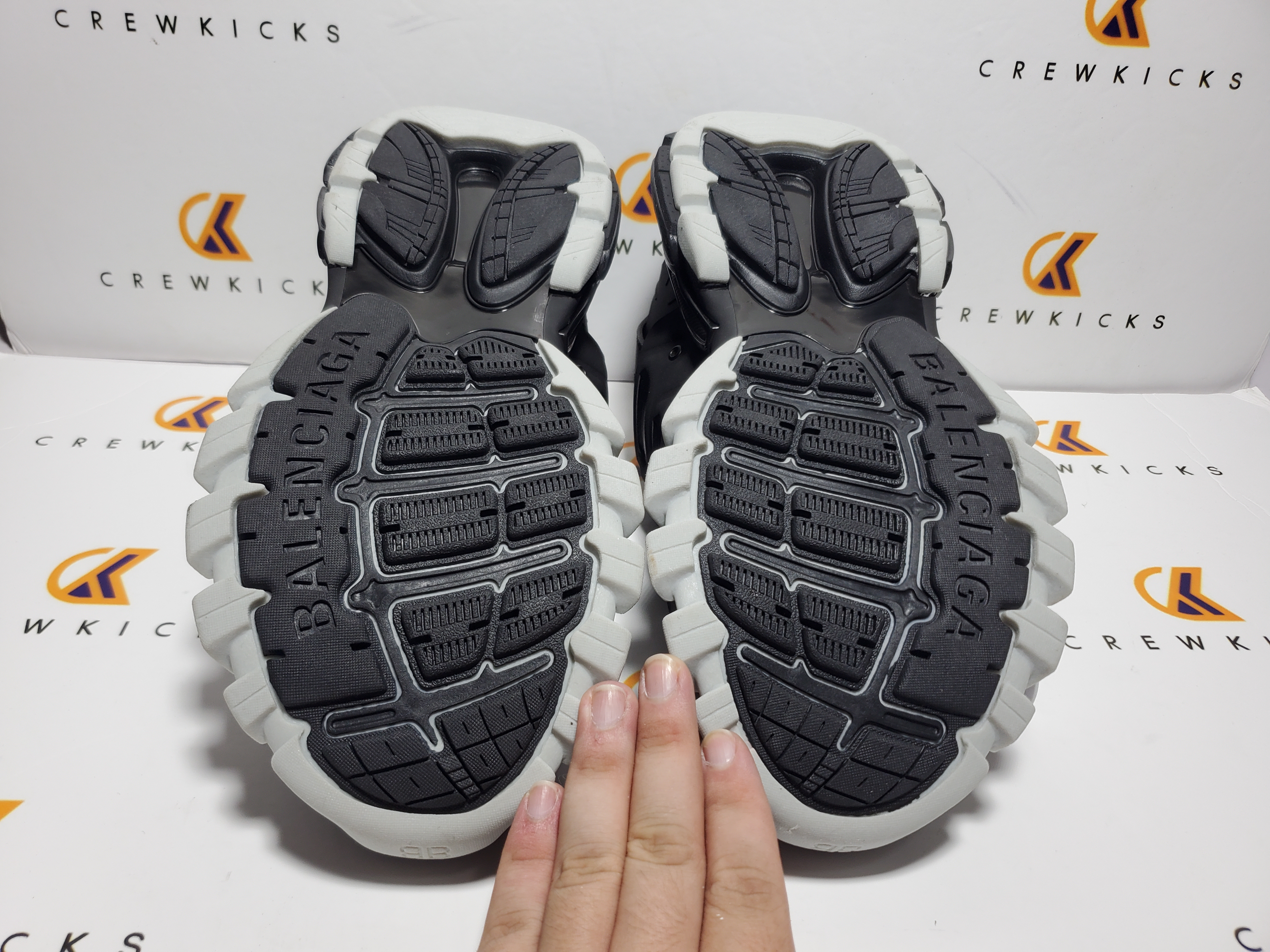 Balenciaga Track Black Silver  542023W2FSC1081