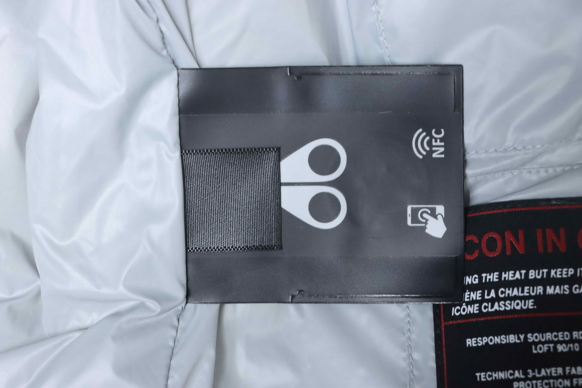 Moose Knuckles Down Vest Blue