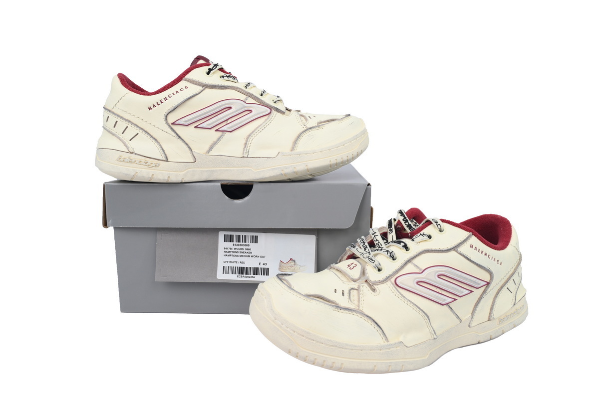 Balenciaga Hamptons Worn-Out Sneaker White Red