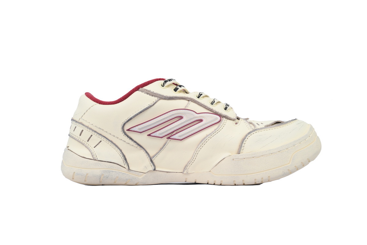 Balenciaga Hamptons Worn-Out Sneaker White Red