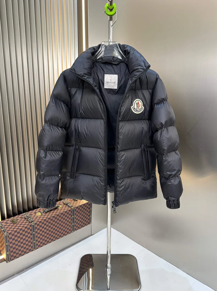 Moncler Short Down Jacket Black