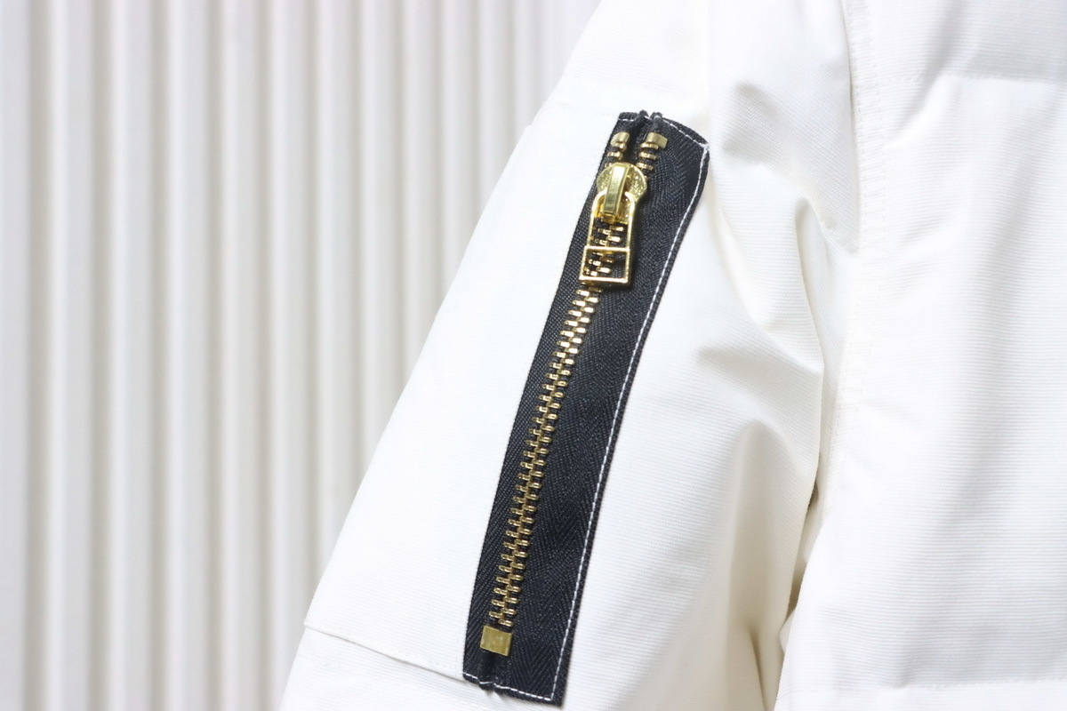 Moose Knuckles Gold Scissors Down Jacket White