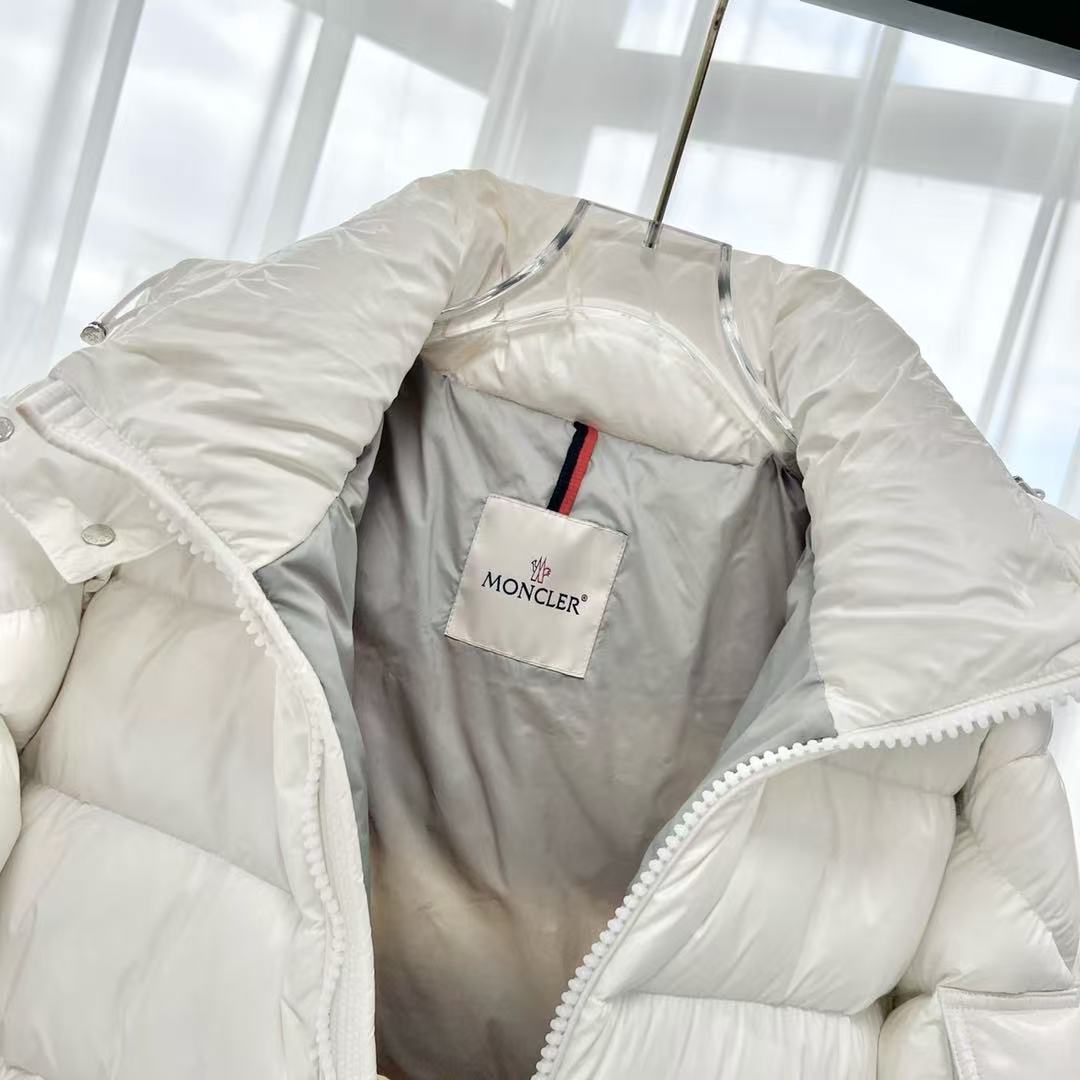 Moncler Hooded Short Down Jacket White