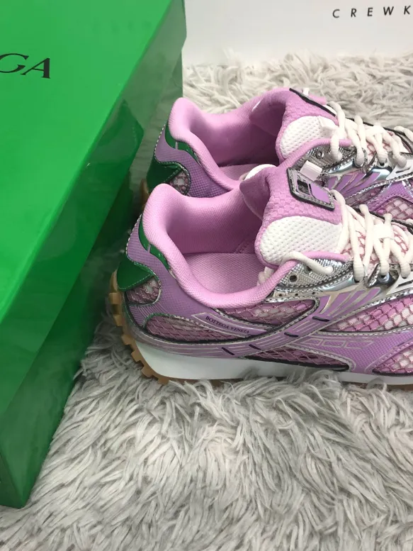 Bottega Veneta Orbit Pink