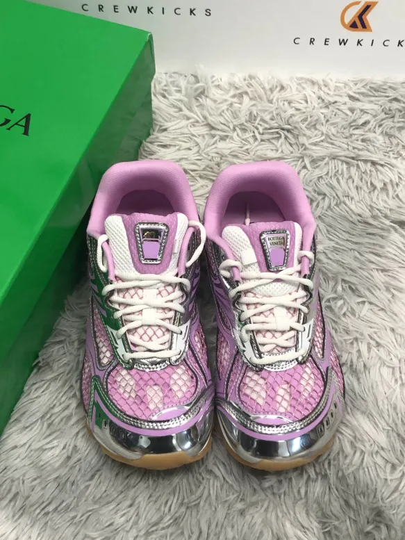 Bottega Veneta Orbit Pink