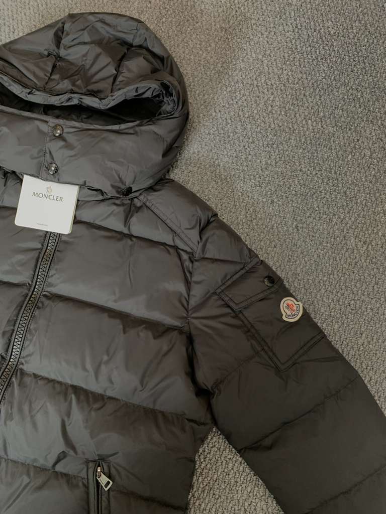 Moncler Hooded Short Down Jacket