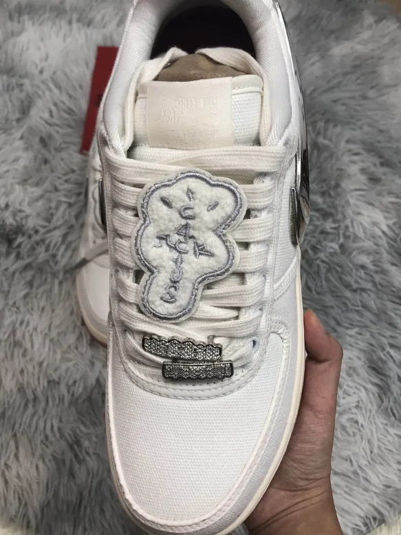 Travis Scott x Nike Air Force 1 Low “Sail” AQ4211-101 