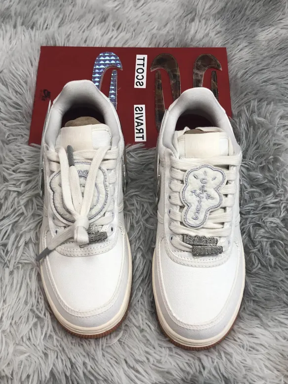 Travis Scott x Nike Air Force 1 Low “Sail” AQ4211-101 