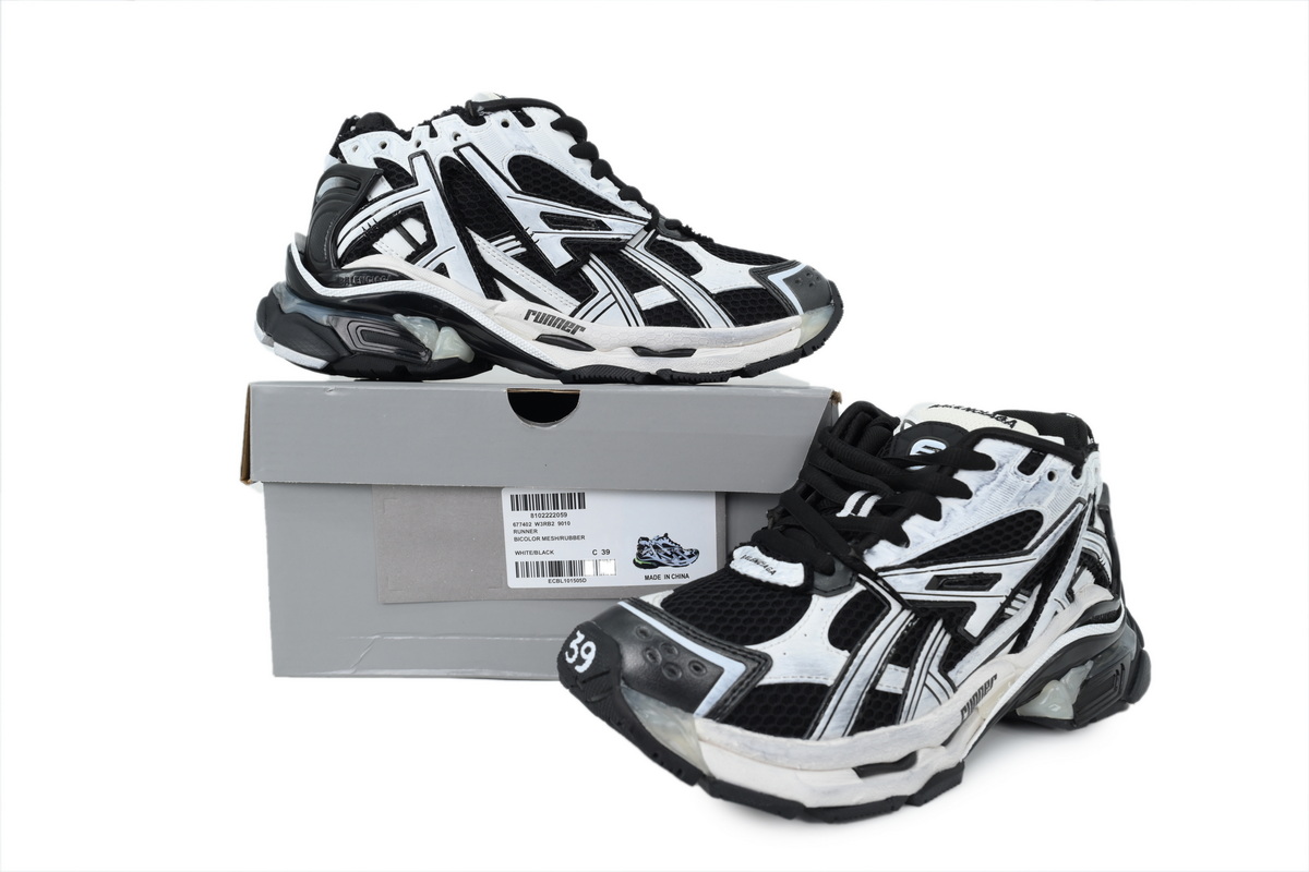 Balenciaga Runner LED Black White