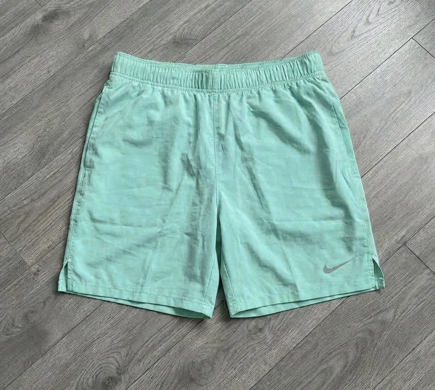 Nike Windrunner Jacket & 7" Challenger Shorts Set Jade