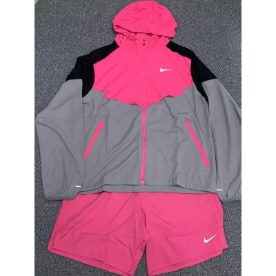 Nike Windrunner & 7” Challenger Short Set Playful Pink 02