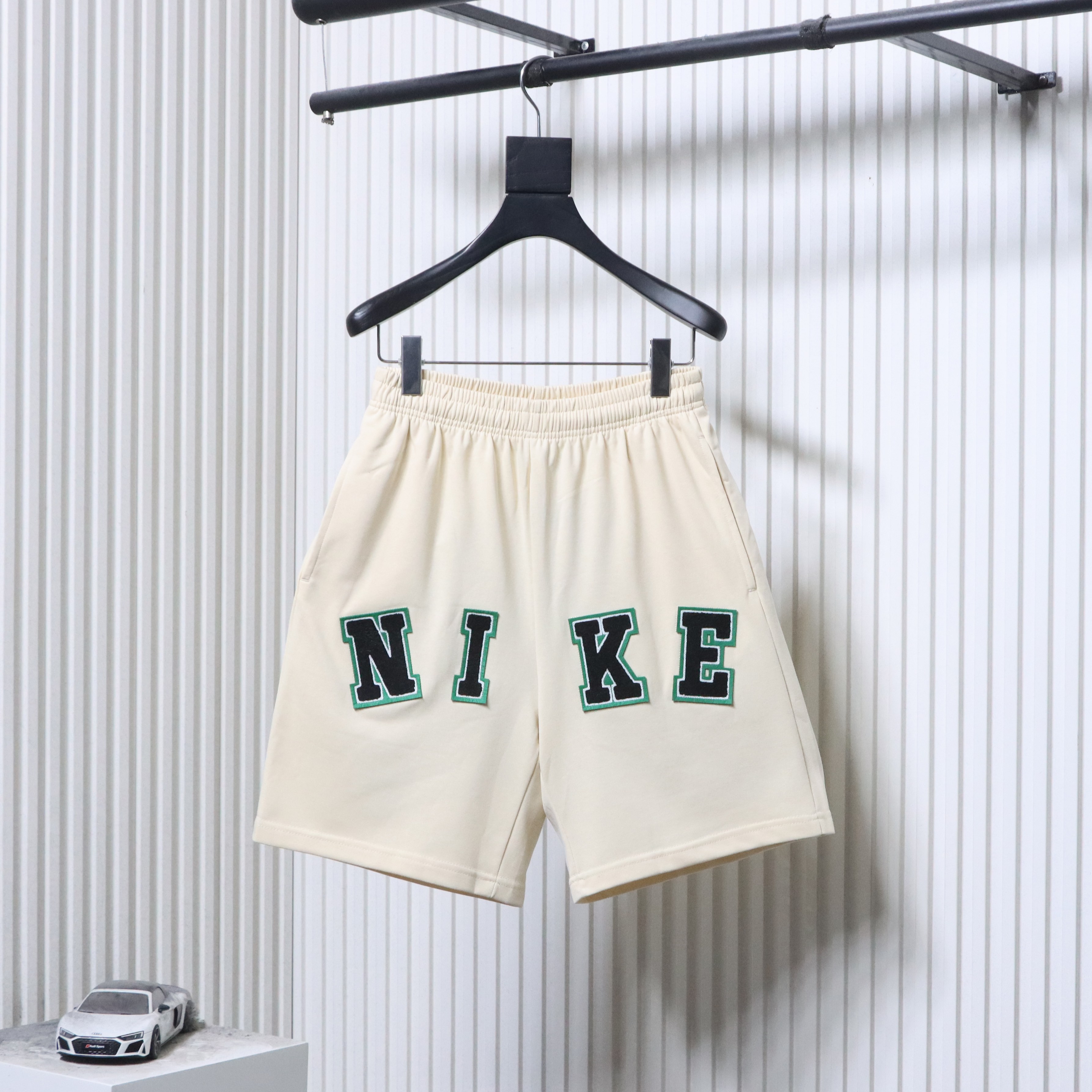 Nike Midweight Short