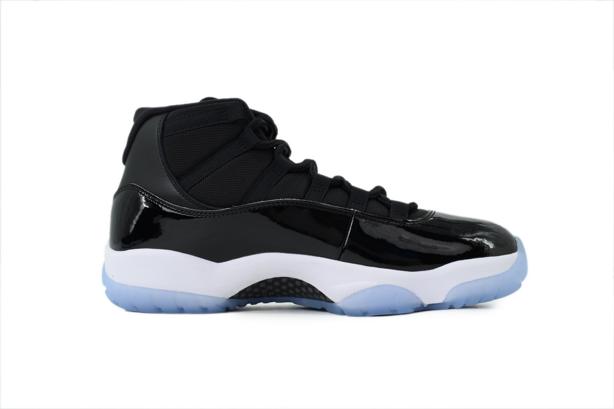Jordan 11 Retro Space Jam 2026 CT8012-900