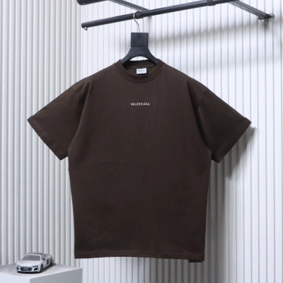 Balenciaga T-shirt Brown 02
