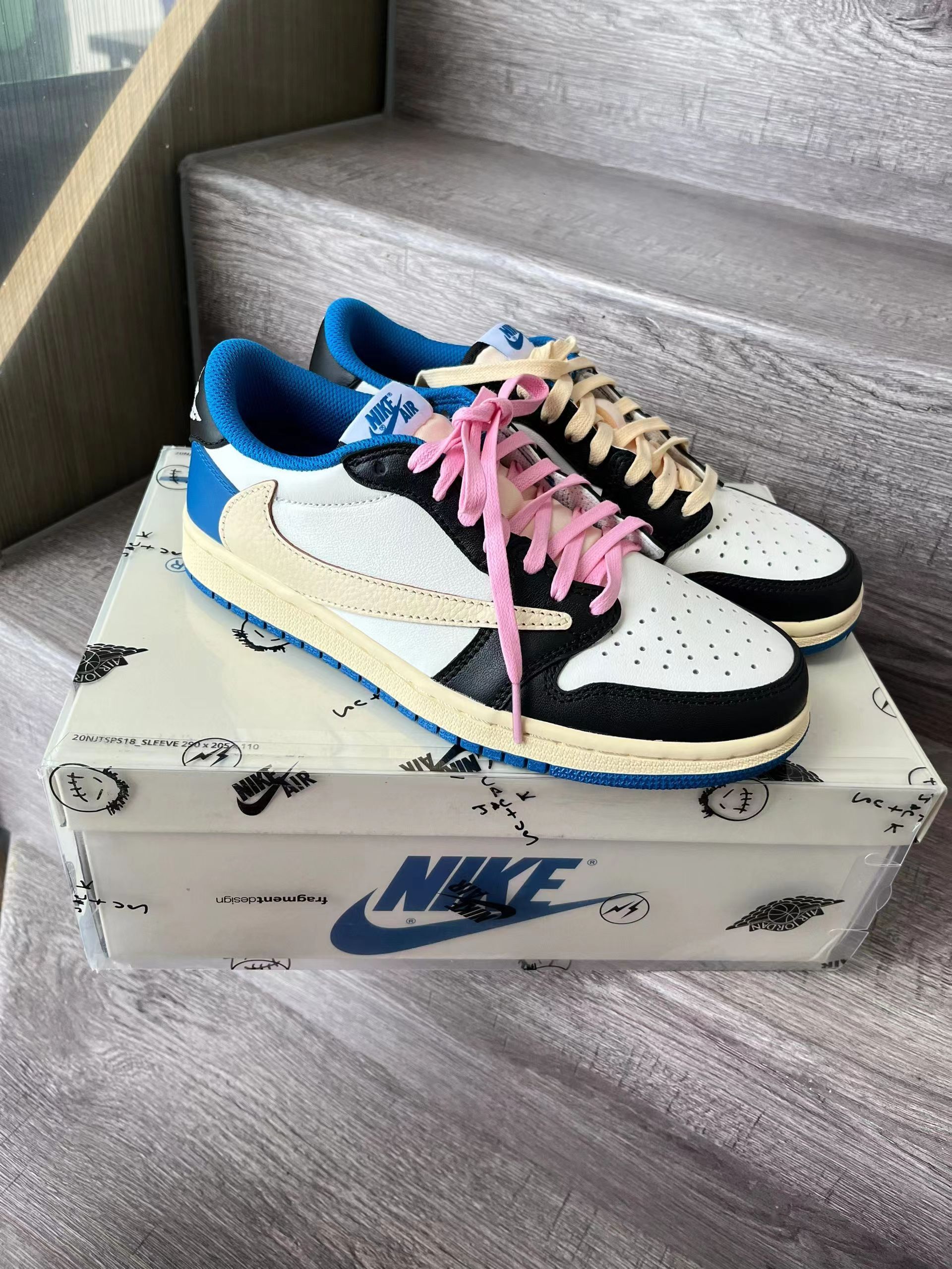 Fragment Design x Travis Scott x Air Jordan 1 Retro Low DM7866-140  review Tristan