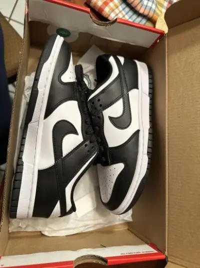 Panda Dunks: Nike Dunk Low Retro White Black DD1391-100 review Diego