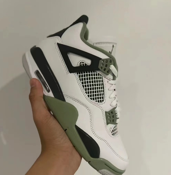 Jordan 4 Retro Seafoam AQ9129-103 review Denis 01