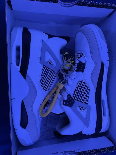 Nike Air Jordan 4 Retro Military Black DH6927-111 review Owen 01