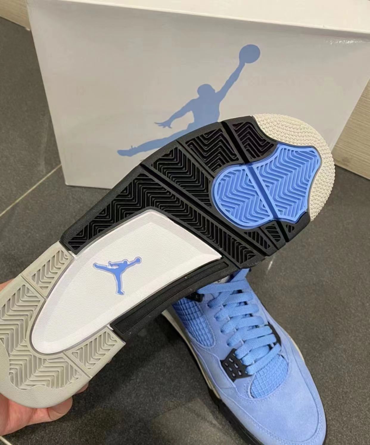 Air Jordan 4 SE University Blue CT8527-400  review mike james 03
