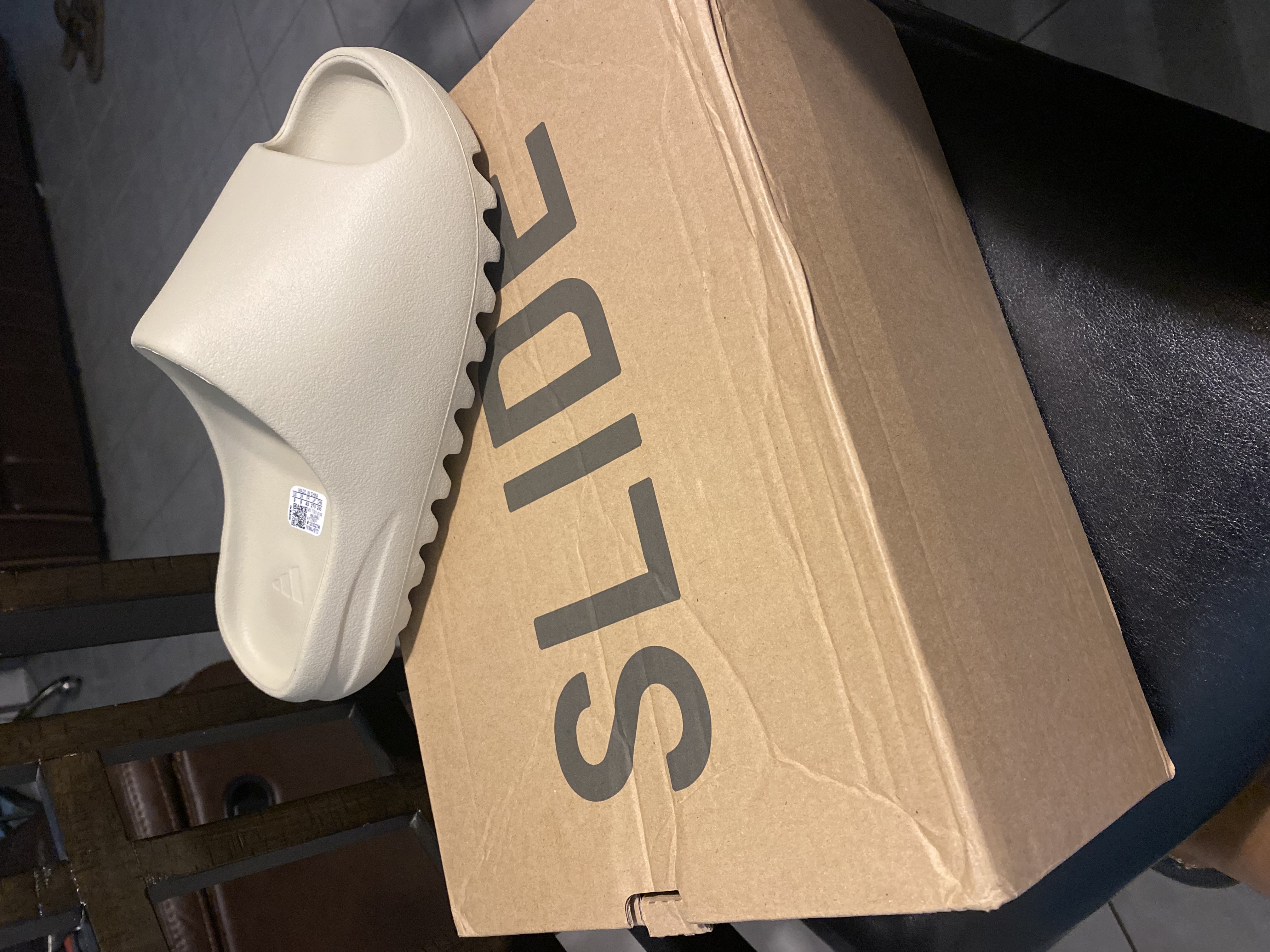 Adidas Yeezy Slide Bone FZ5897 review Alex