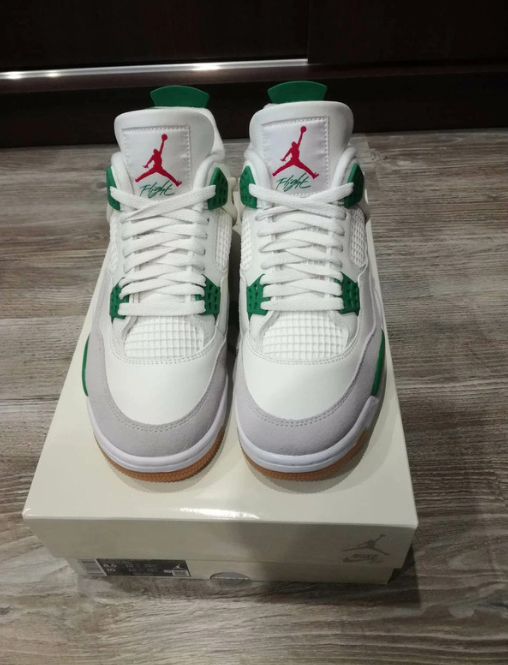 Air Jordan 4 Pine Green DR5415-103  review Destiny 01