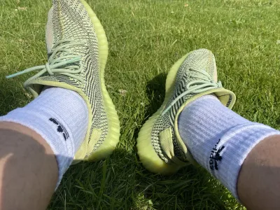 Adidas Yeezy Boost 350 V2 Glow EG5293 review Austin 