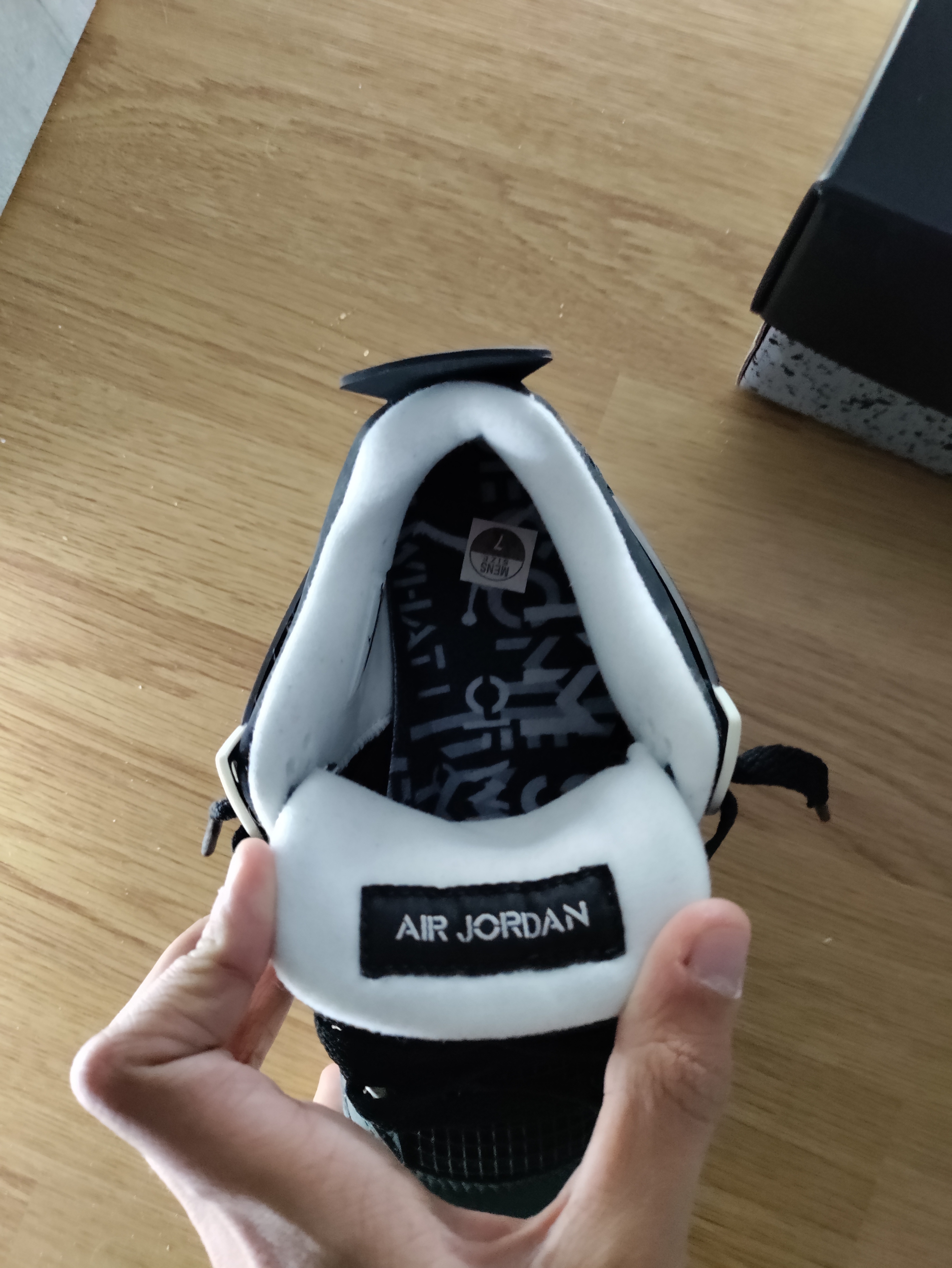 Jordan 4 Retro Fear Pack 626969-030 review Kimi 00