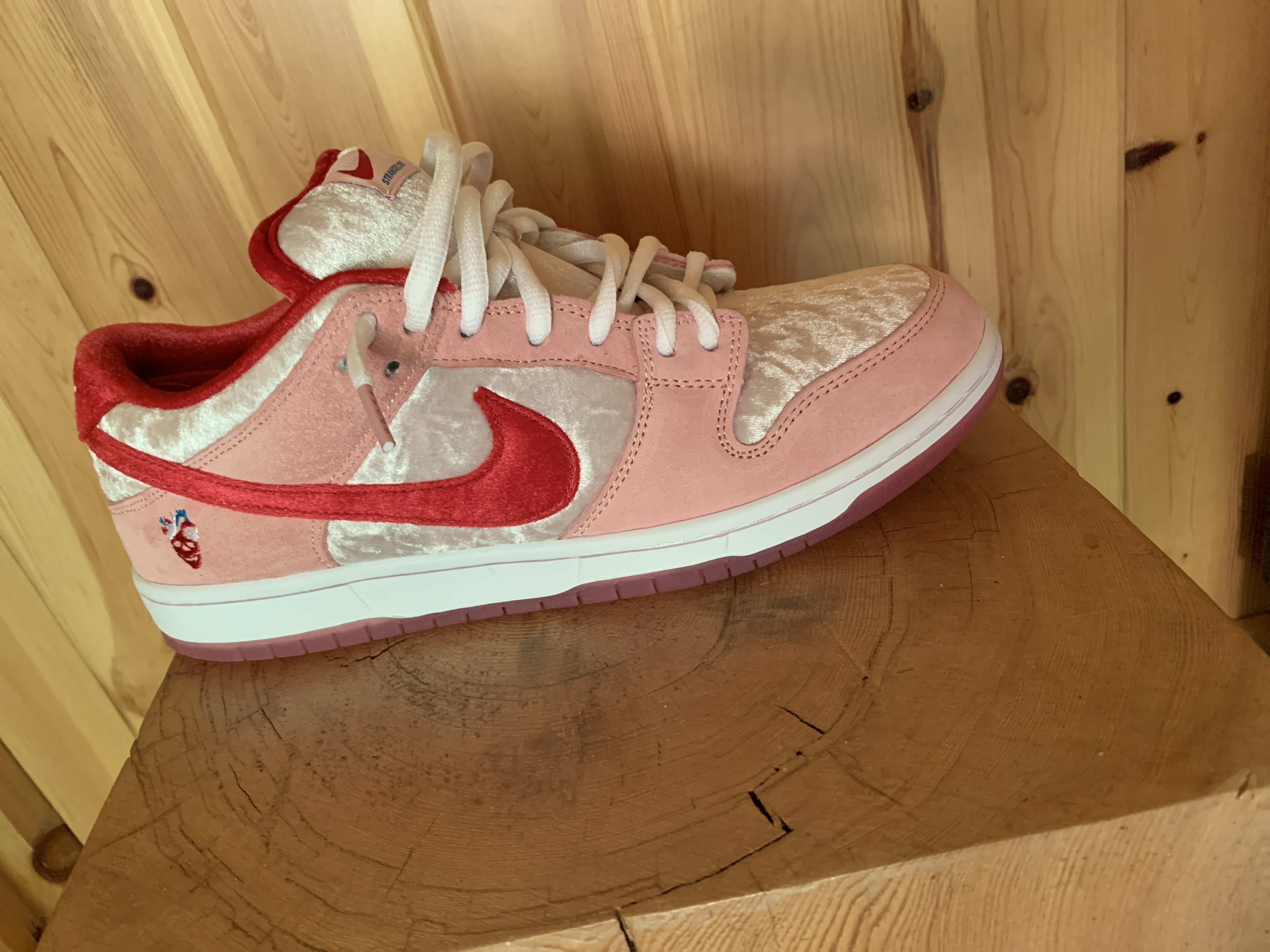 Nike SB Dunk Low Strangelove Skateboards CT2552-800 review 0