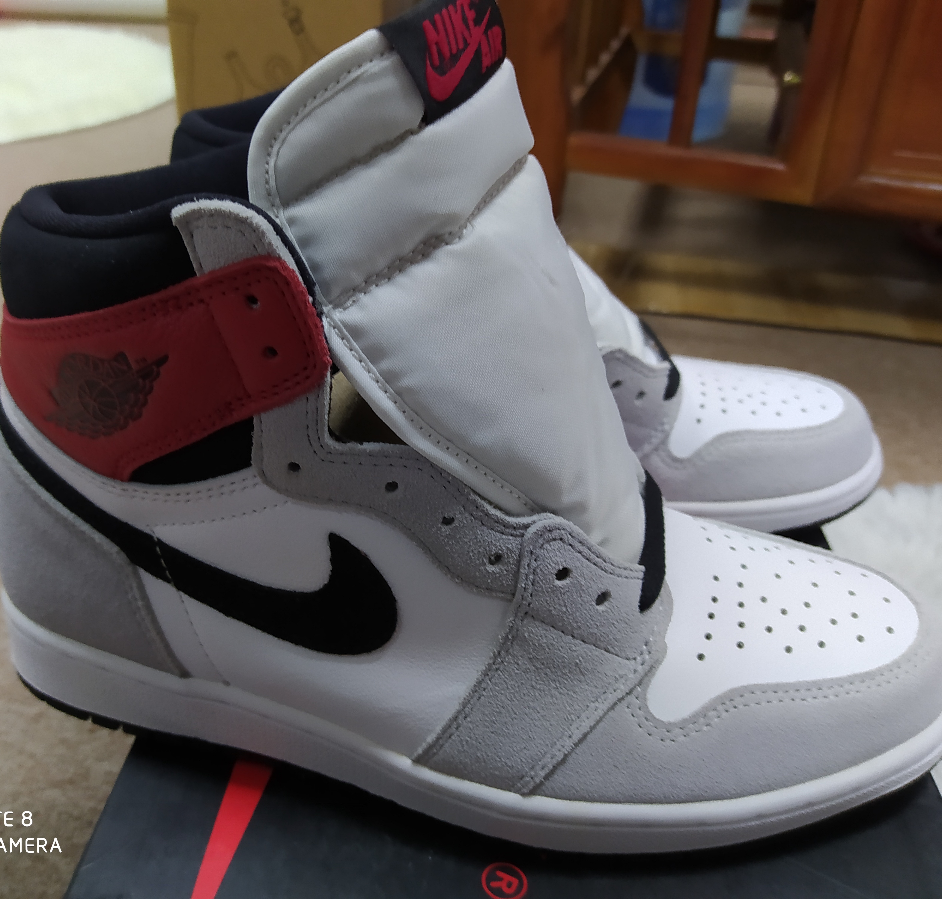 Air Jordan 1 High Light Smoke Grey 555088-126  review Blazedd