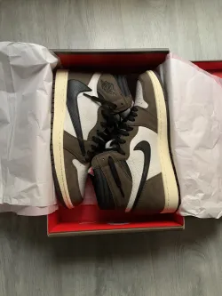 Travis Scott x Air Jordan 1 Retro High OG Mocha CD4487-100 review D  01