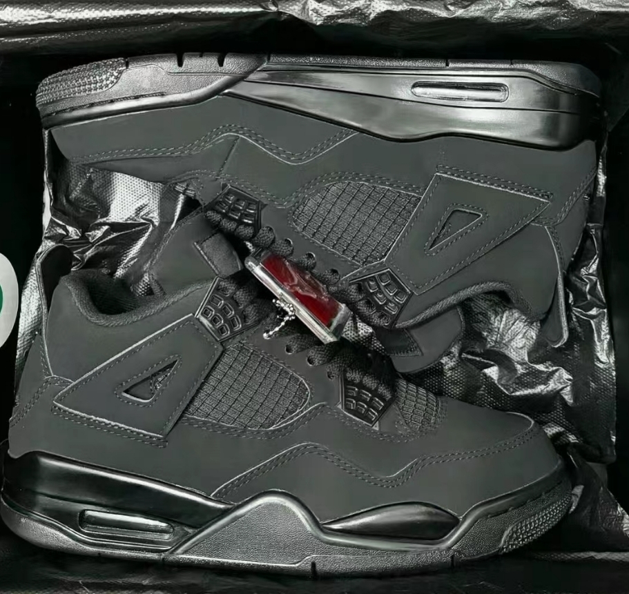 Nike Air Jordan 4 Retro Black Cat CU1110-010  review Saby Nagy