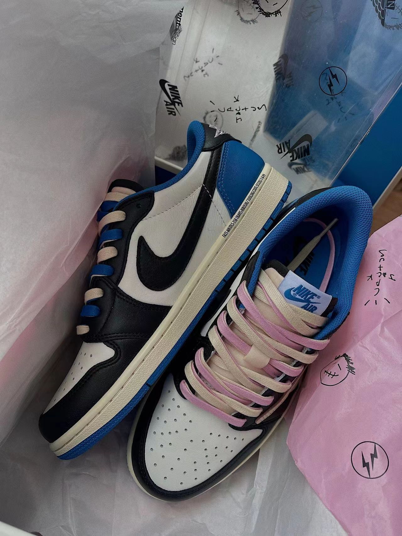 Fragment Design x Travis Scott x Air Jordan 1 Retro Low DM7866-140  review Martim 00