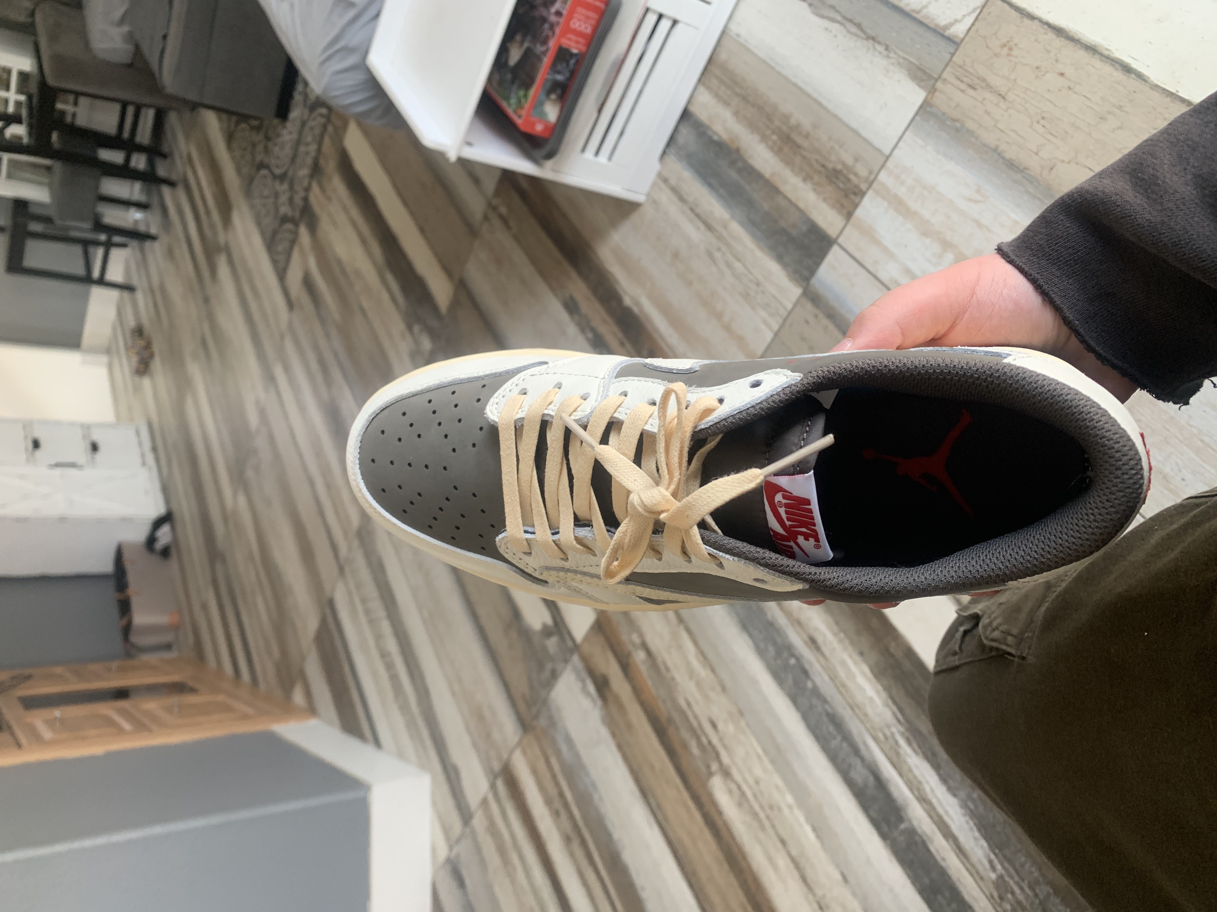 Jordan 1 Retro Low OG SP Travis Scott Reverse Mocha DM7866-162  review customer101 04