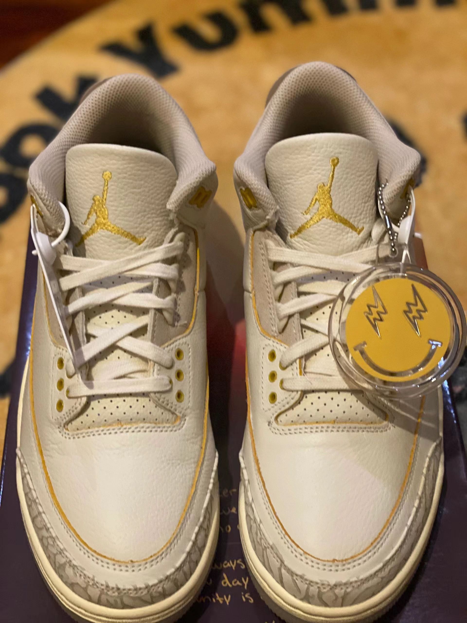 Jordan 3 J Balvin Sunset FN0344-901 review Trey 00