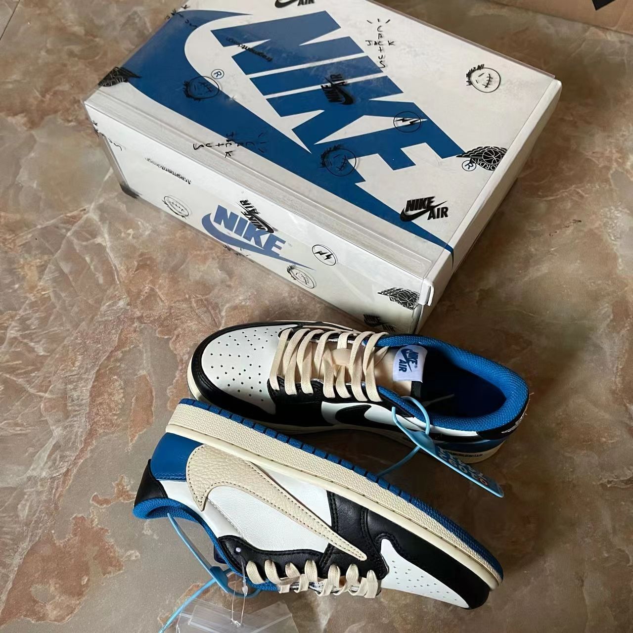 Air Jordan 1 Low Fragment X Travis Scott DM7866-140  review Ayse 00