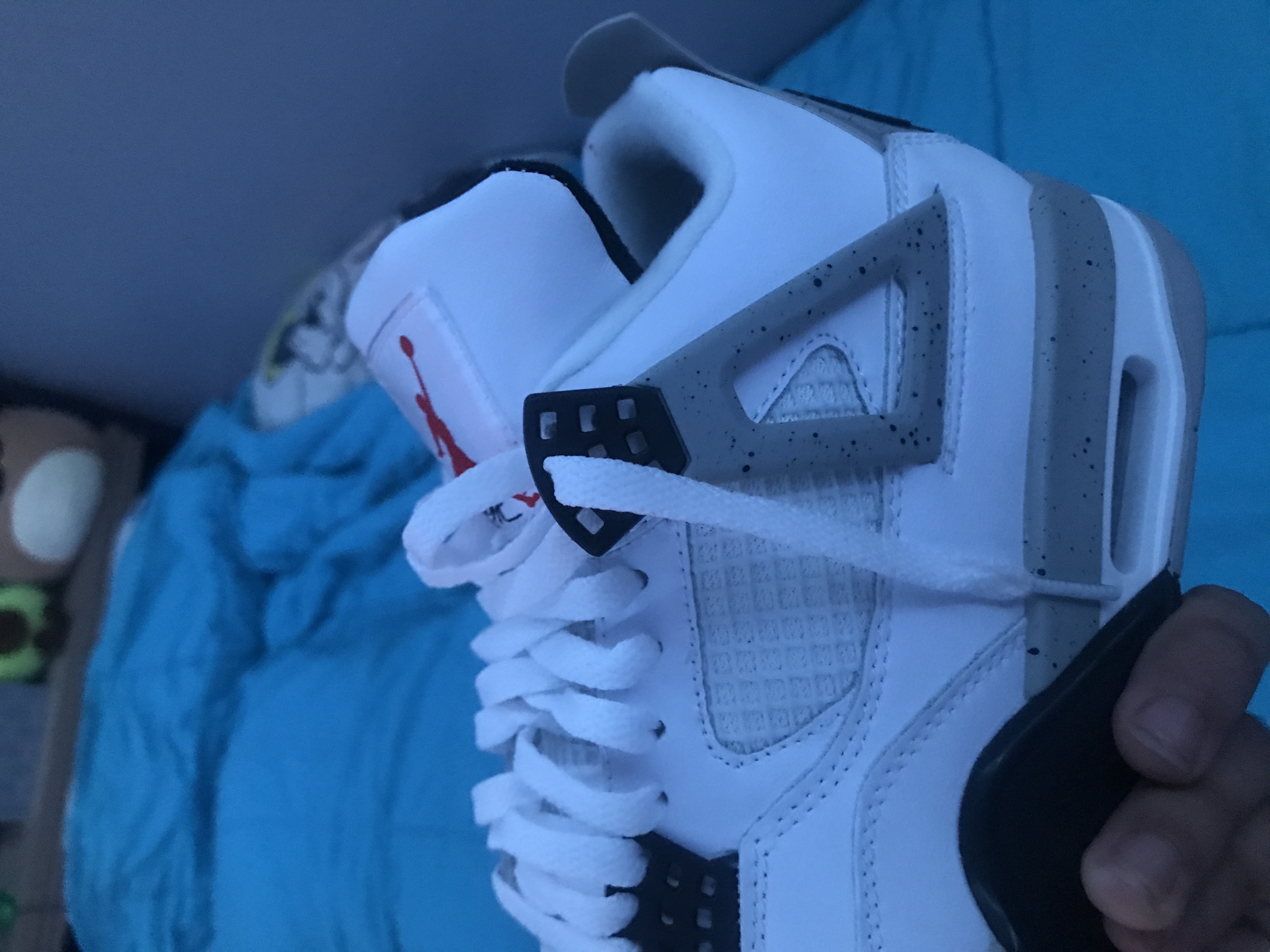 Jordan 4 Retro White Cement 840606-192  review jitwalker 03
