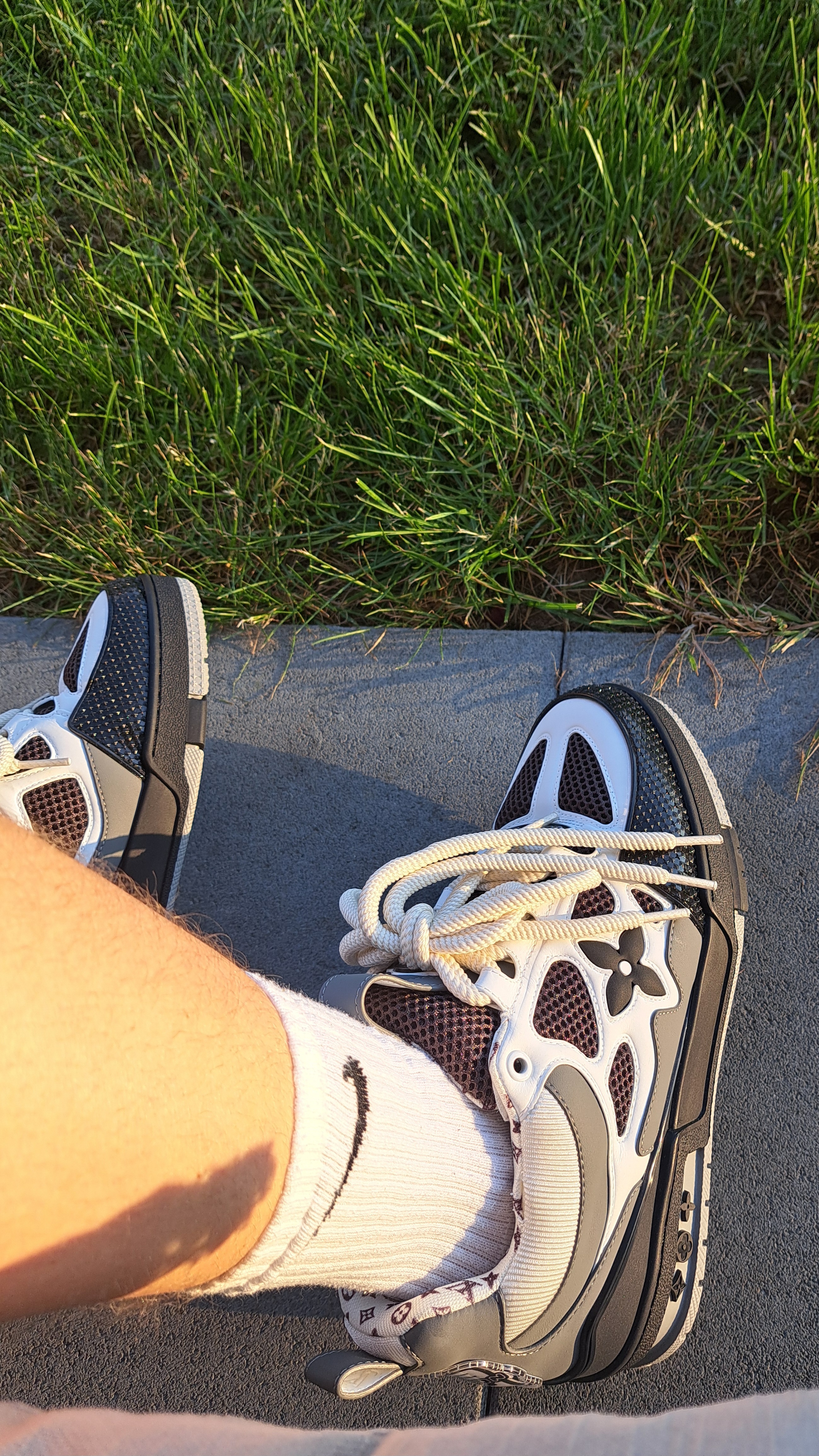 Skate Sneaker Grey White 1AC52K review 0