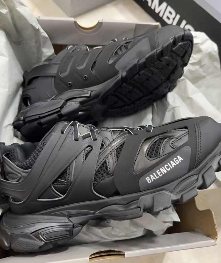 Balenciaga Track LED Black 555032 W1GB7 1000 review Jonathan