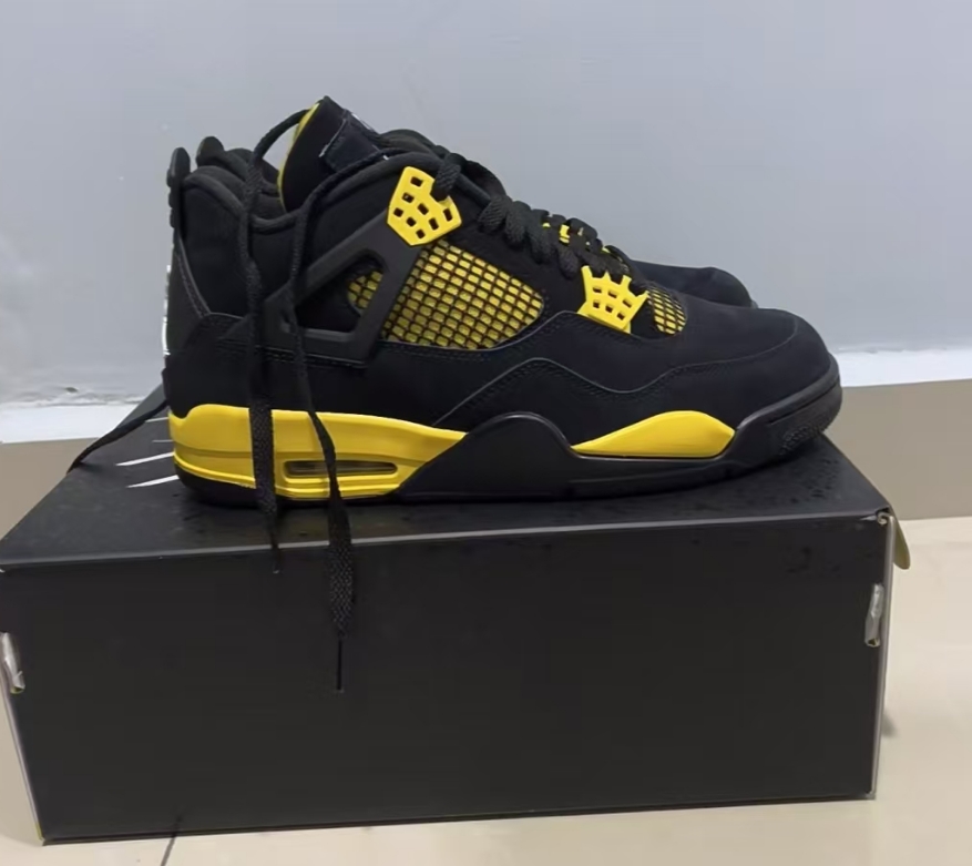 Jordan 4 Retro Thunder DH6927-017 review Terrion