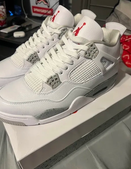 Jordan 4 White Oreo CT8527-100  review DeMarion