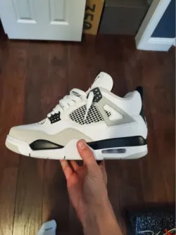 Air Jordan 4 Retro Military Black DH6927-111 review Ian 01