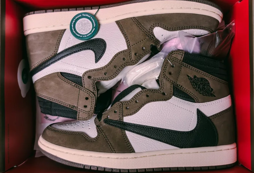 Jordan 1 Retro High Dark Mocha 555088-105  review Amie