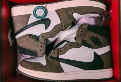 Jordan 1 Retro High Dark Mocha 555088-105  review Amie 