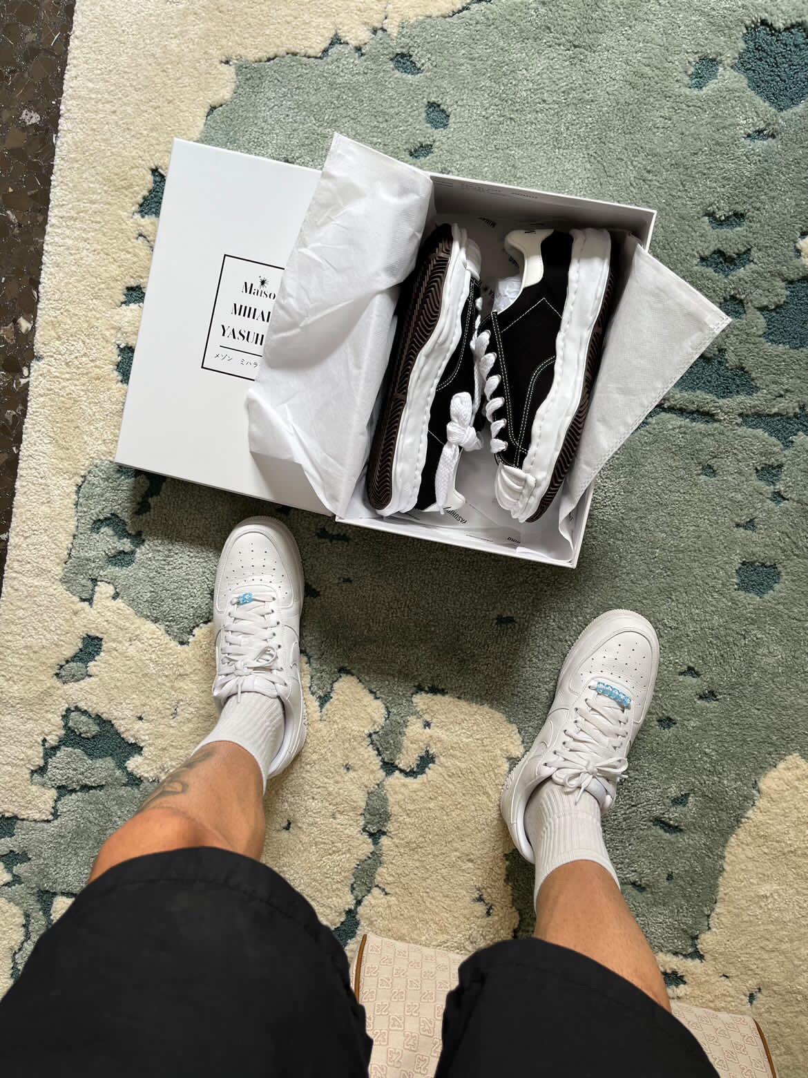 Maison Mihara Yasuhiro Black and White review K