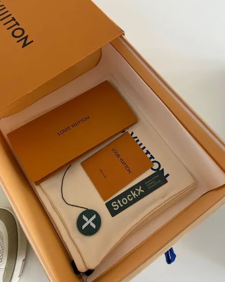 Skate Sneaker Beige White 1AARQH review 1