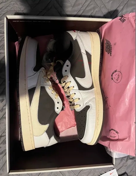 Jordan 1 Retro Low OG SP Travis Scott Reverse Mocha DM7866-162  review F 00