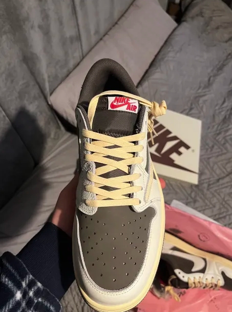 Jordan 1 Retro Low OG SP Travis Scott Reverse Mocha DM7866-162  review F 03