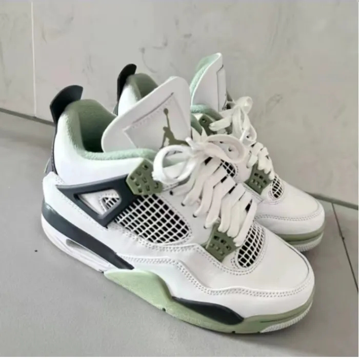 Jordan 4 Retro Seafoam AQ9129-103 review Tom
