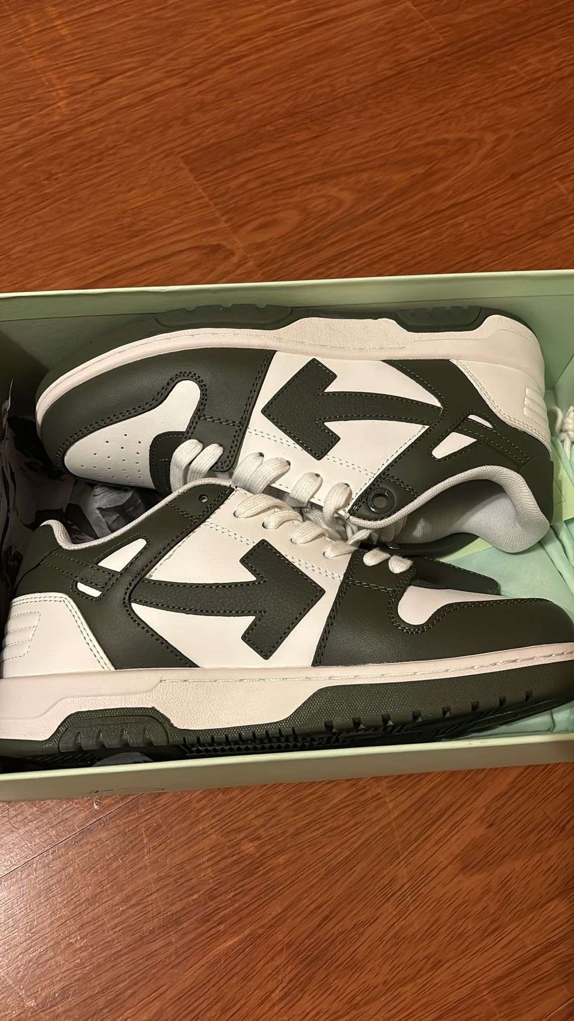 OFF-WHITE Out Of Office OOO Low Tops White Khaki OLIA18 9S23LEA00 15901 review Tim