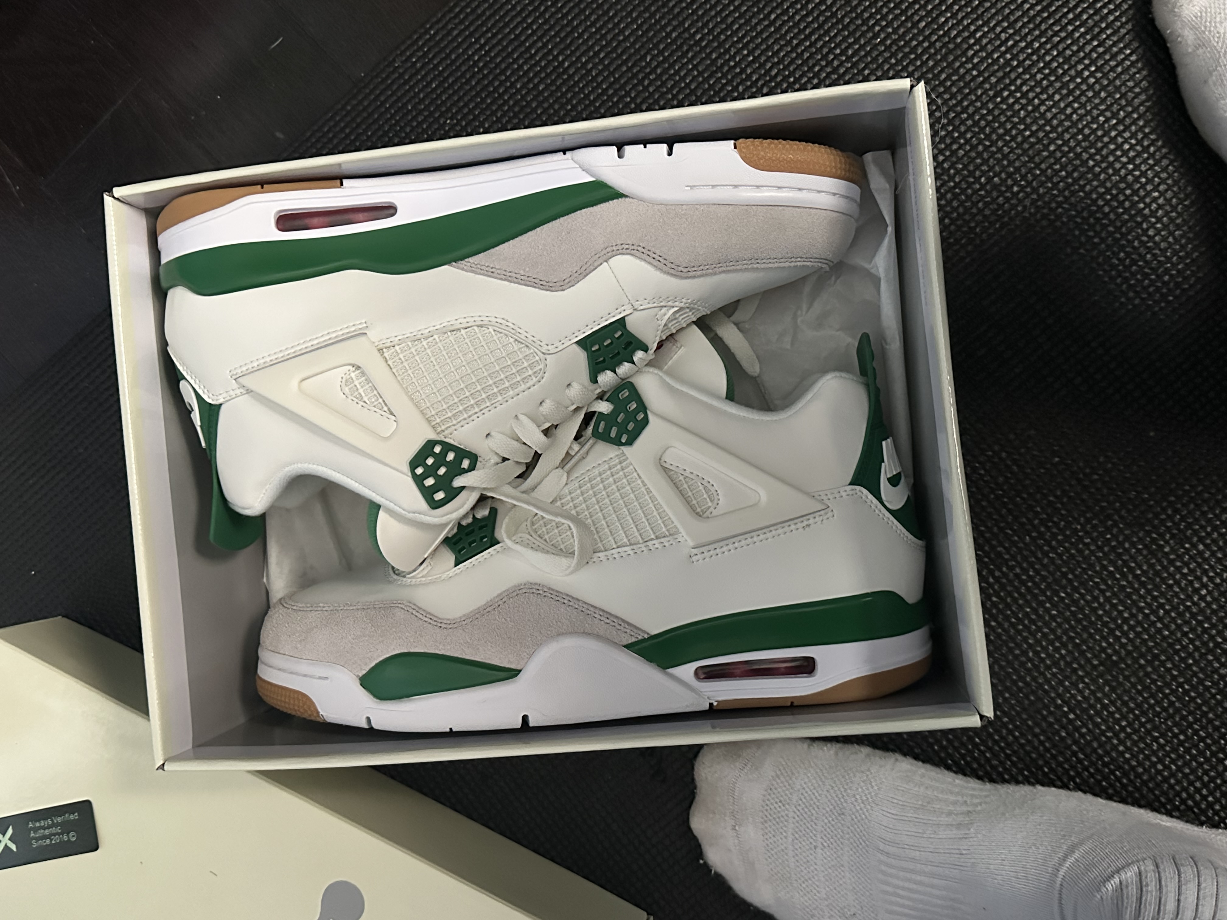 Jordan 4 Retro SB Pine Green DR5415-103  review riley 00